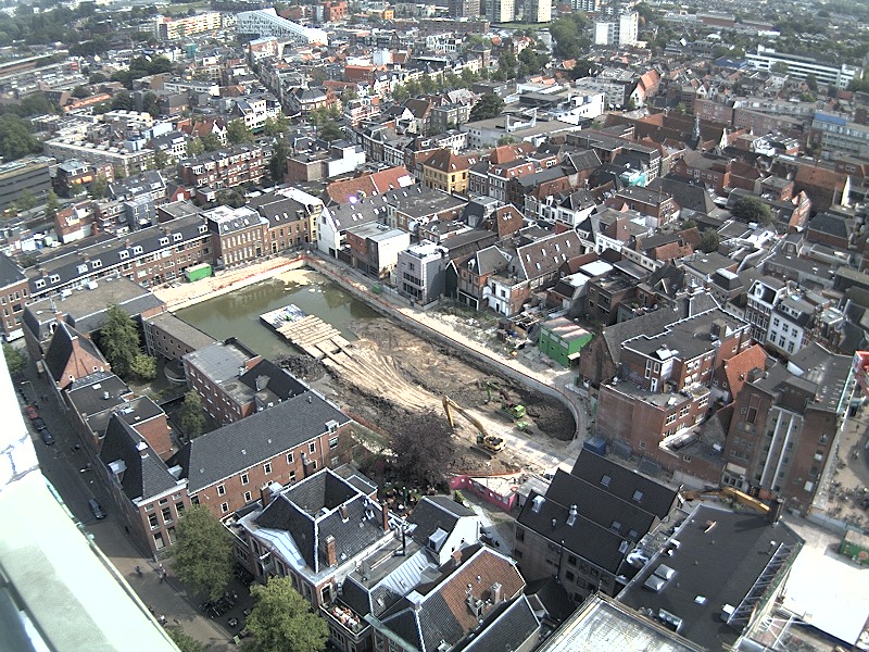 Groninger Forum maakt water en verandert in zwembad