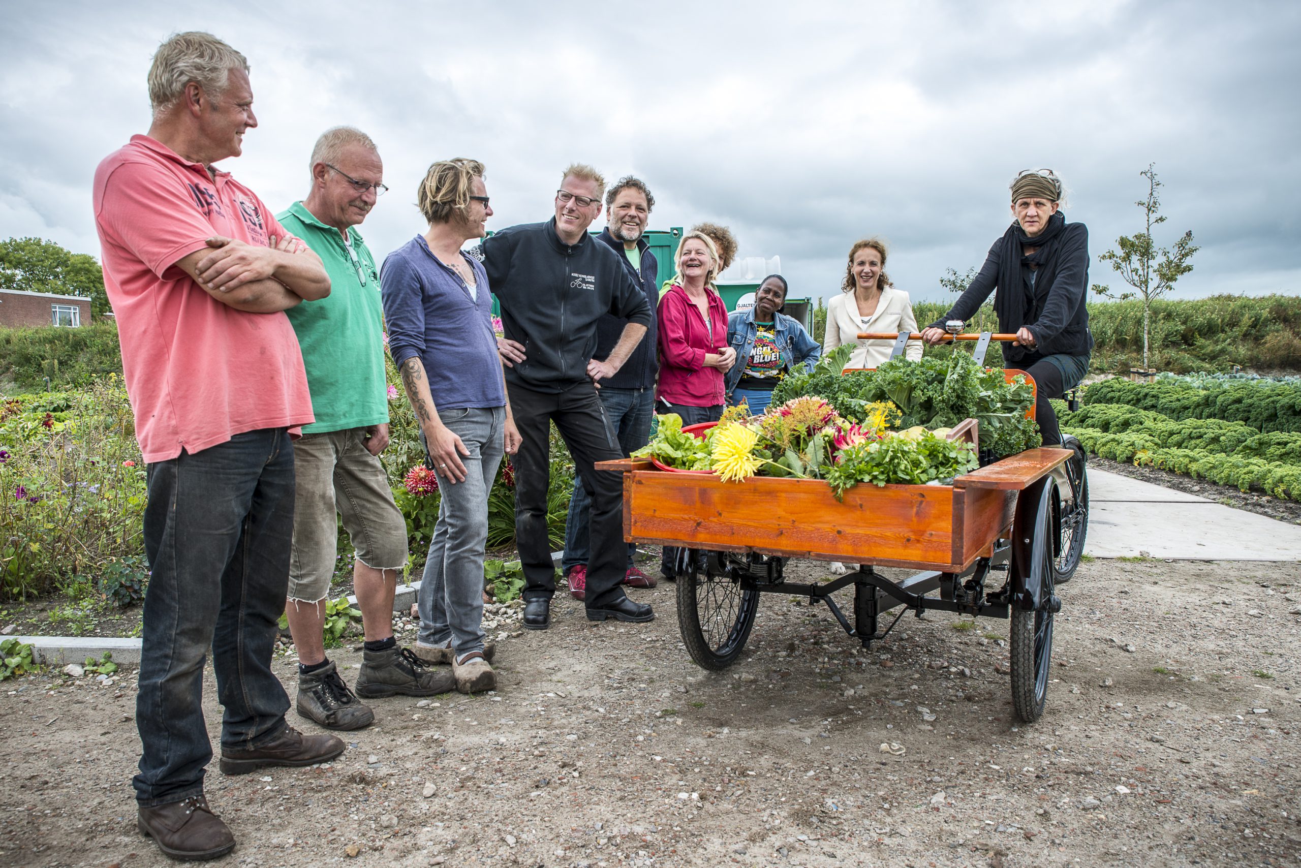 ‘Toentje’: nieuwe bakfiets brengt verse groenten supersnel naar Voedselbank