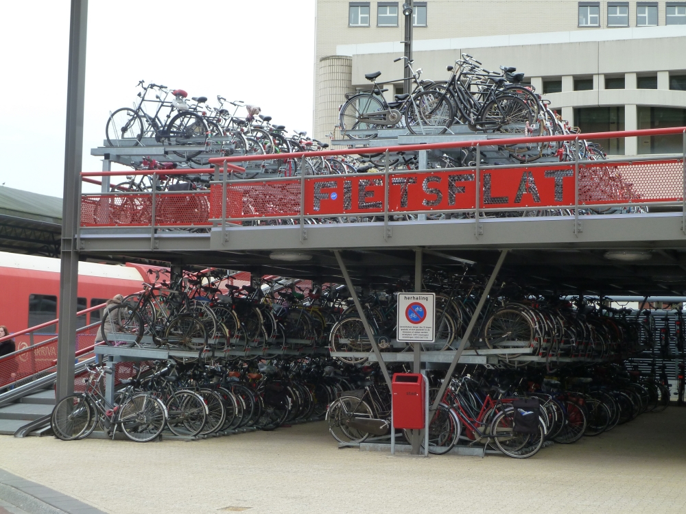 Groningen start campagne voor weekend-fietsparkeren bij Hoofdstation