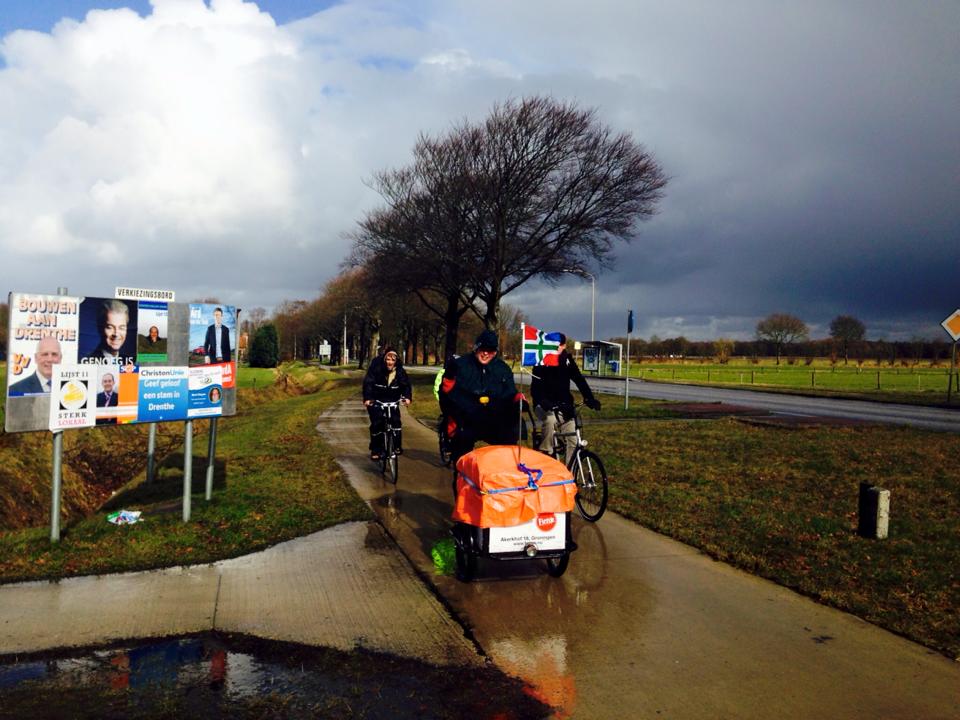 Groninger graaft zijn eigen graf en rijdt zand naar Den Haag