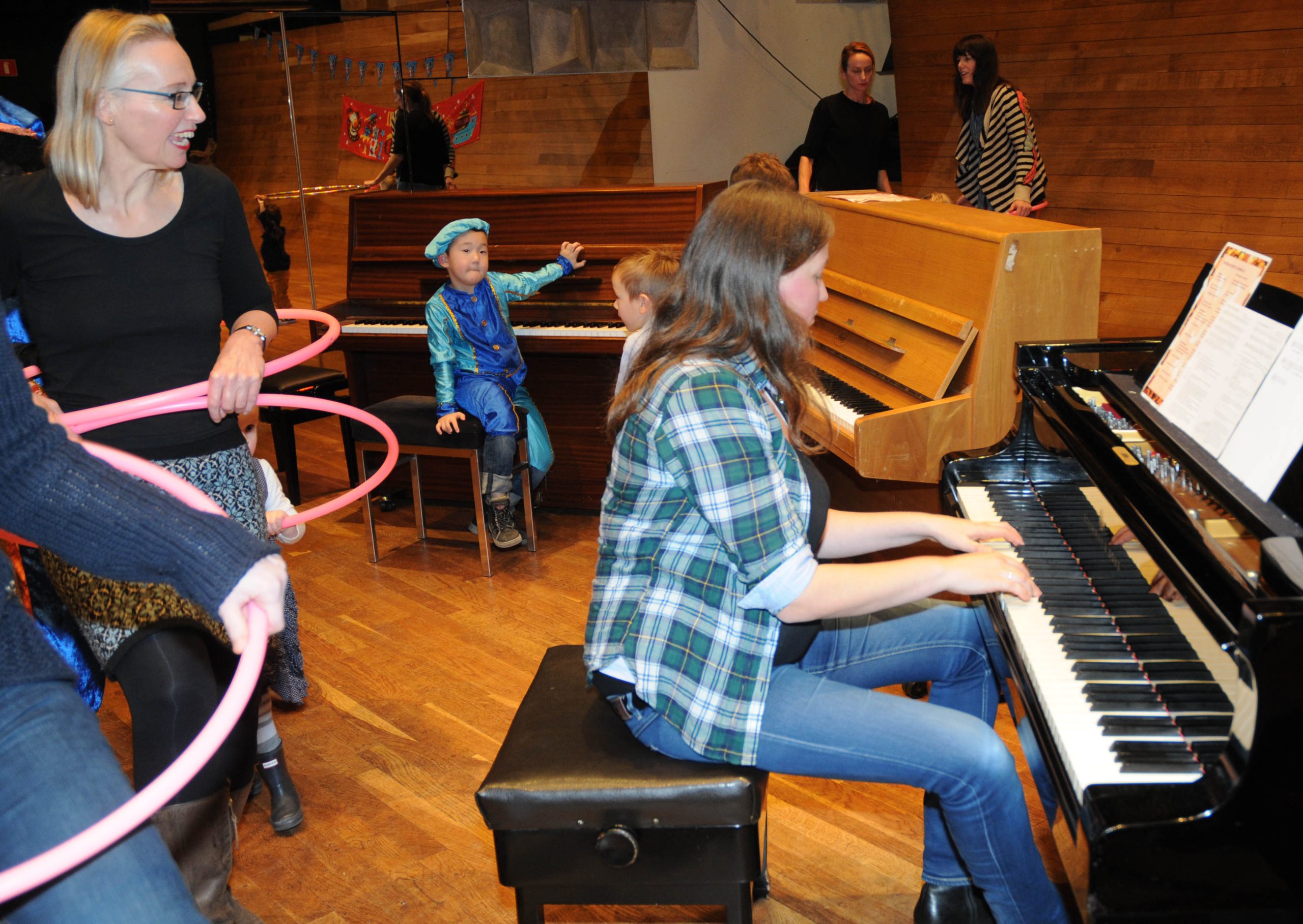 Kunstinstelling VRIJDAG komt met kennismakingslessen muziek en dansen voor peuters