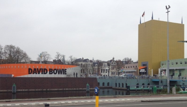 David Bowie mogelijk toch zelf naar Groninger Museum