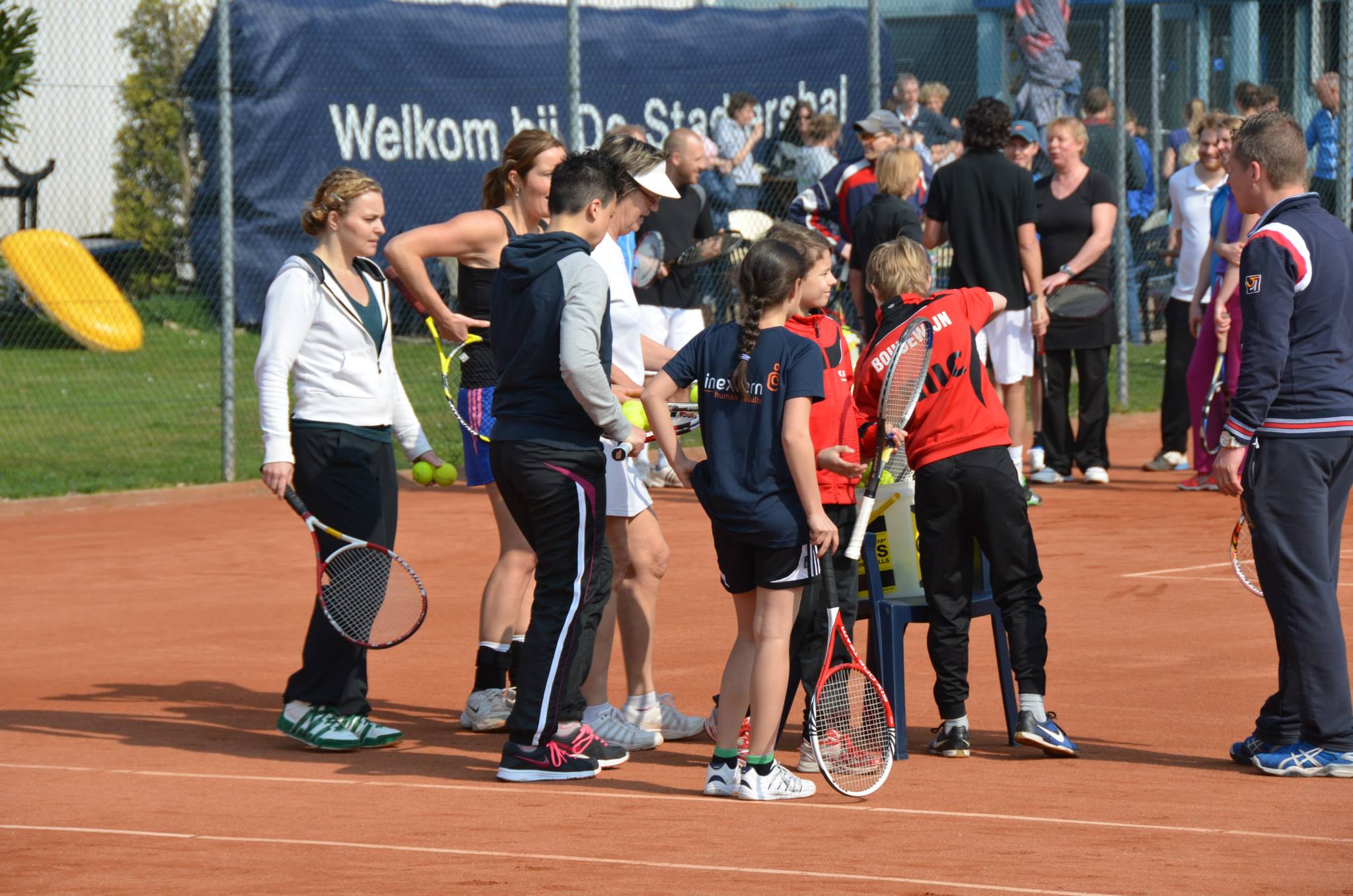 Open Dagen bij tennisvereniging  Cream Crackers