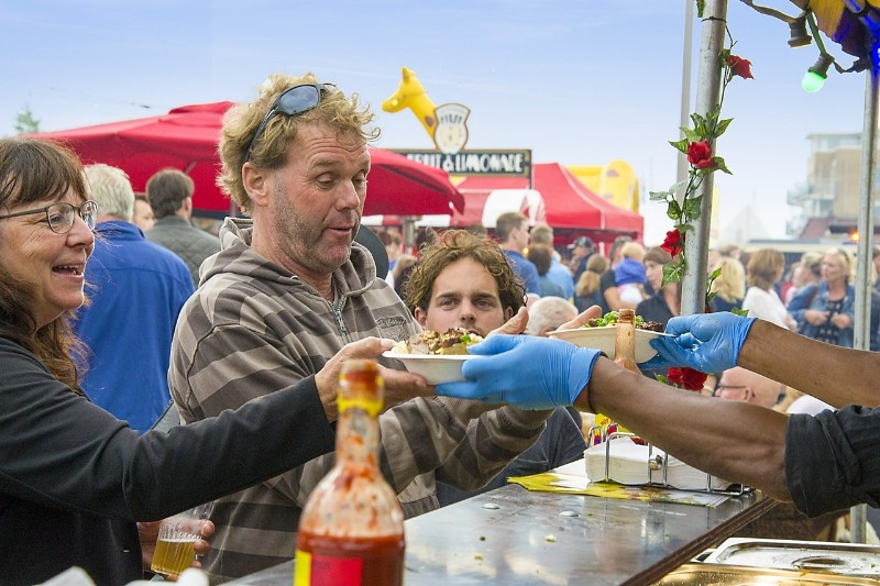 Damsterplein met Hemelvaart decor van Foodfestival Big Taste