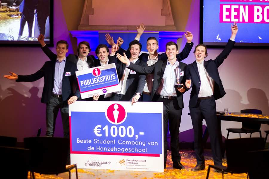 Slimme Groningse studenten winnen ‘Student Company Award 2016’ met  verbeteren  scheermesjes