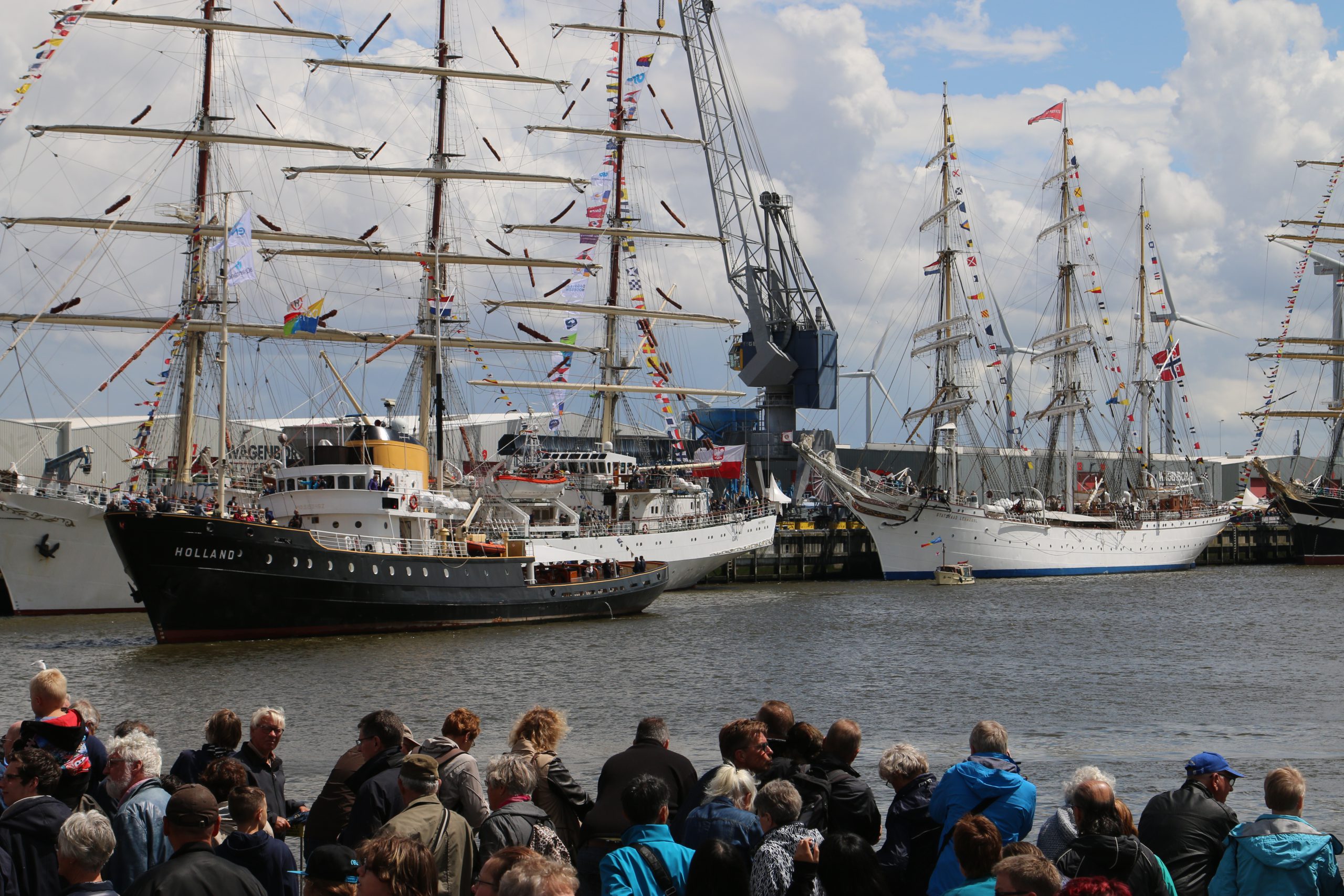 De tallships langs de kade