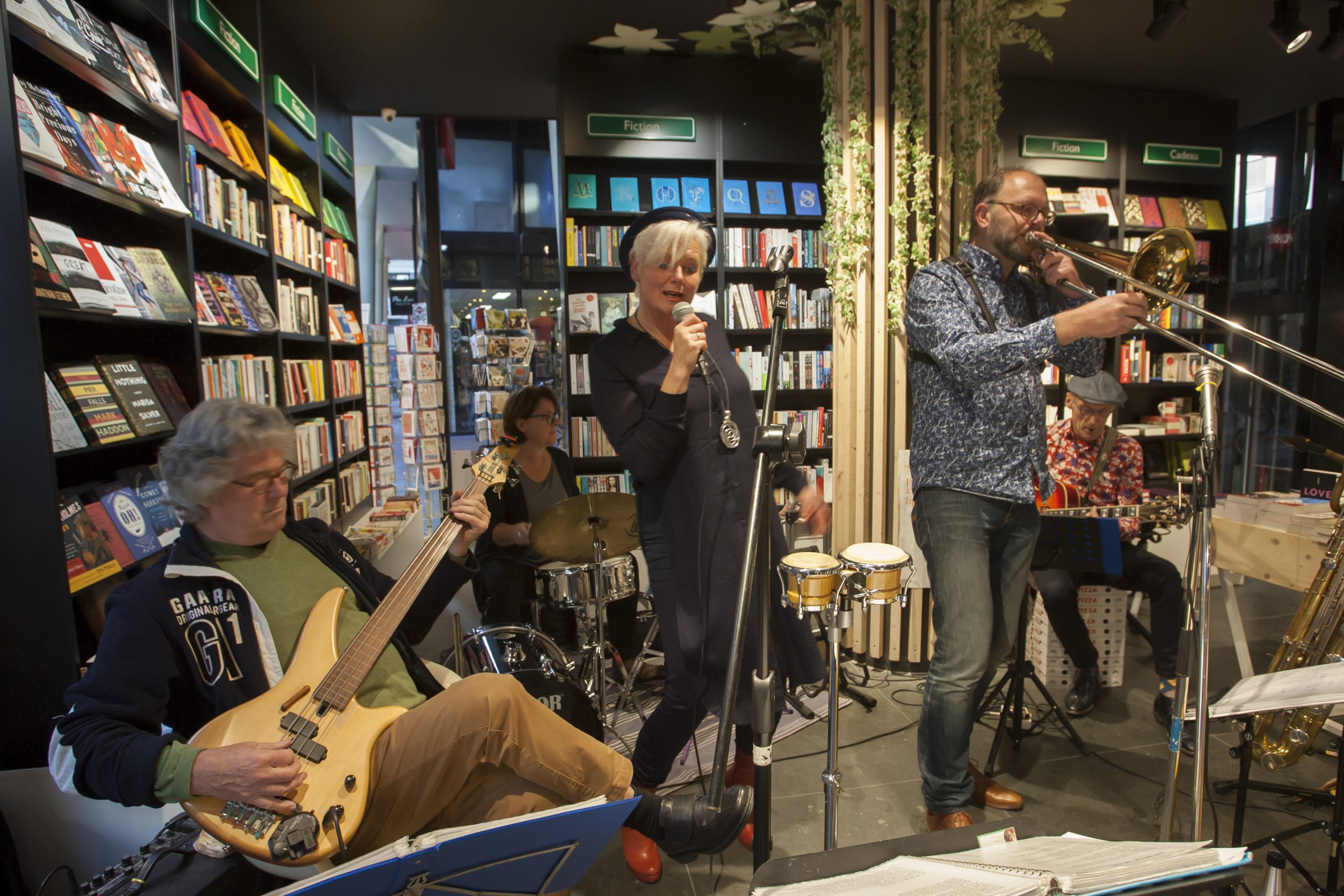 Muziek in 25 Groningse winkels bij vierde aflevering van ‘Walk-In Concerts’