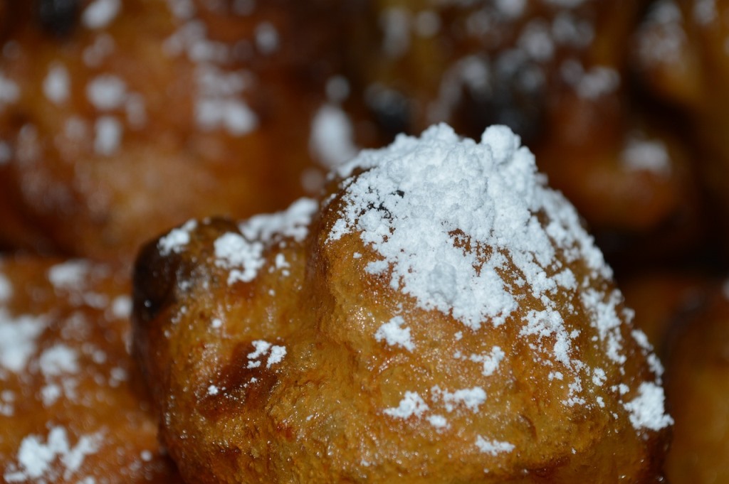 Aanpak Ring Zuid deelt oliebollen uit