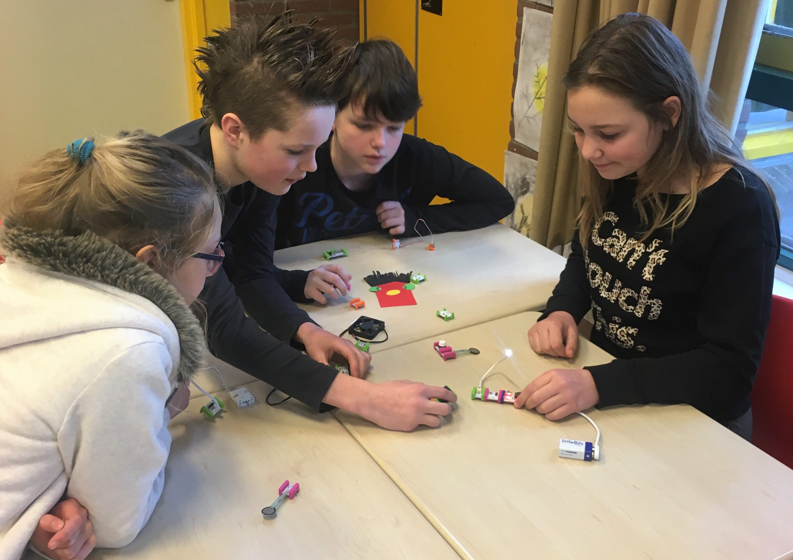 Kinderen obs Kromme Akkers Garnwerd aan de slag met slimme uitvindingen