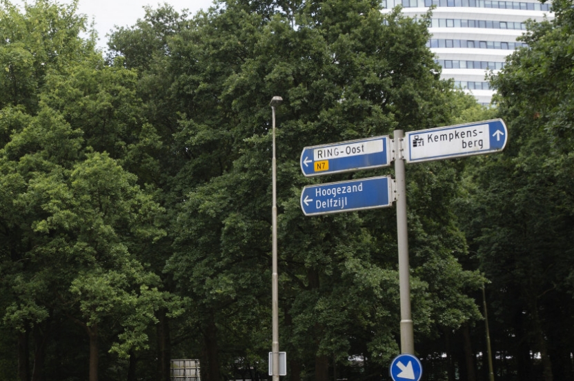 Grondonderzoeken in de berm bij de Kempkensberg