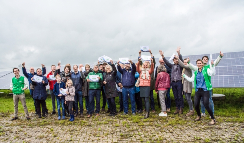 Veertig Groningers winnen zonnepaneel in Zonnepark Vierverlaten