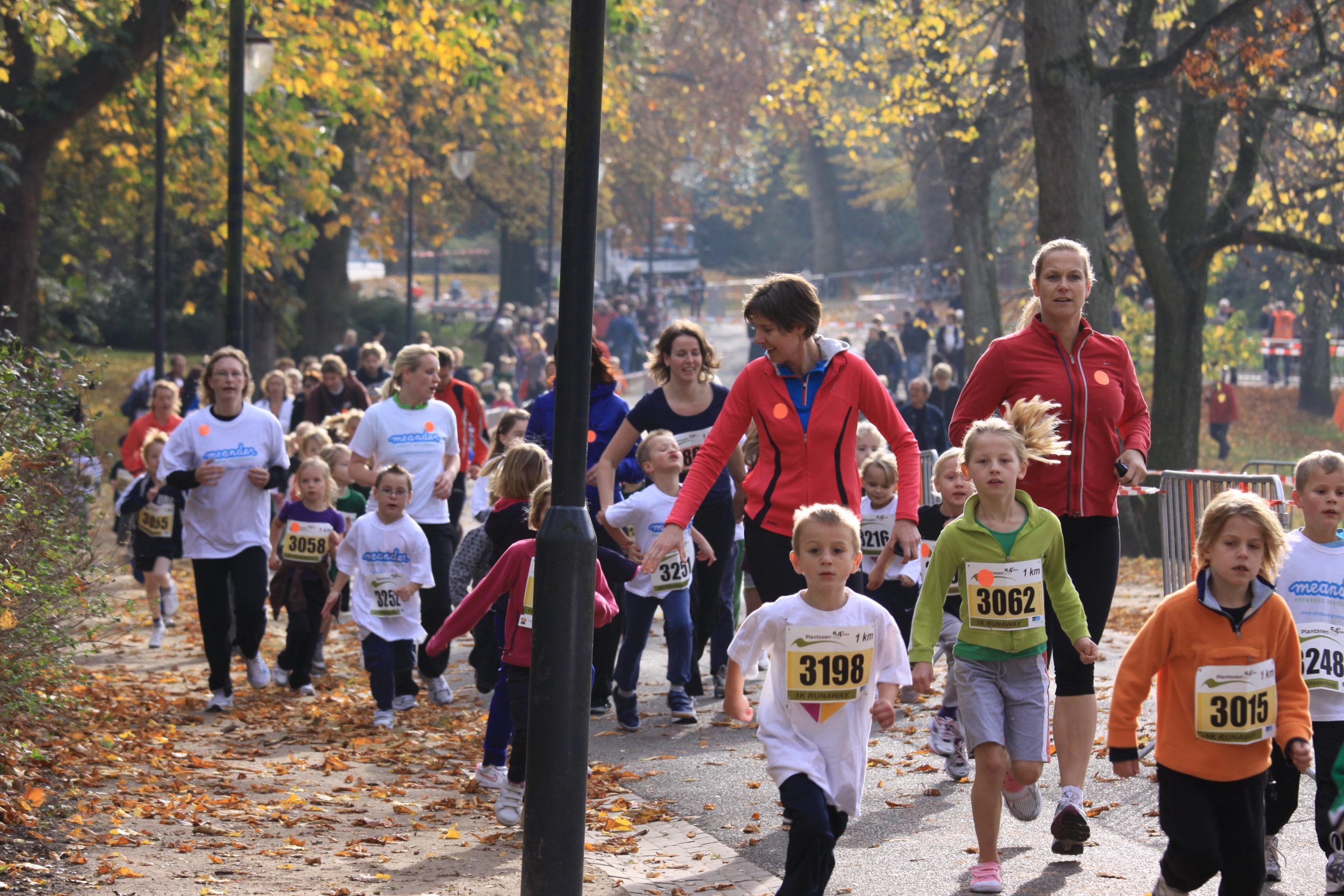 Plantsoenloop: zaterdag hardlopend genieten van heerlijke herfstsfeer in Groningen