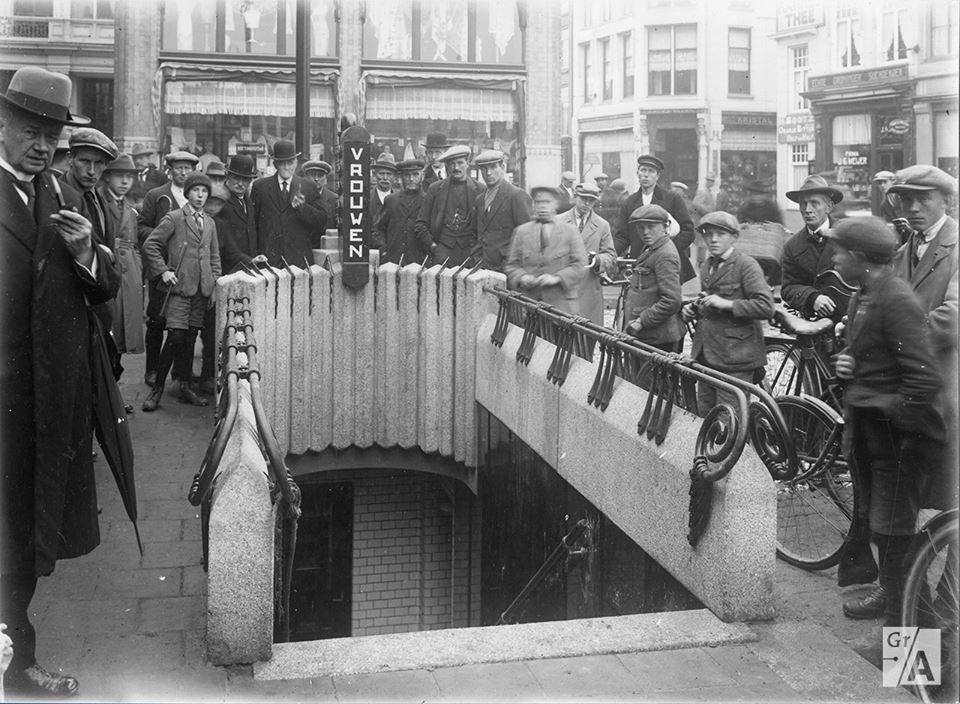 VIDEO: Week lang gratis toegang tot heropend ondergronds toilet Grote Markt