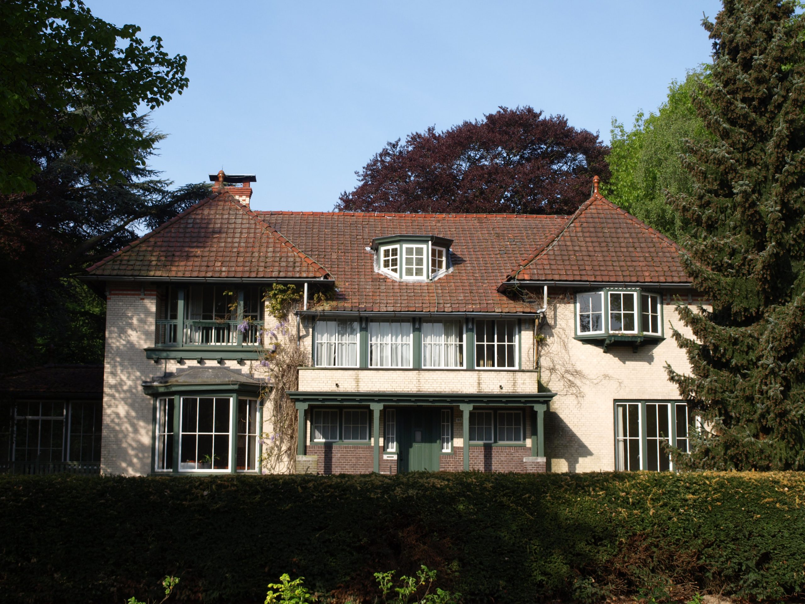 ‘Appartementen in tuin historische villa Hereweg tasten stadsgezicht aan’