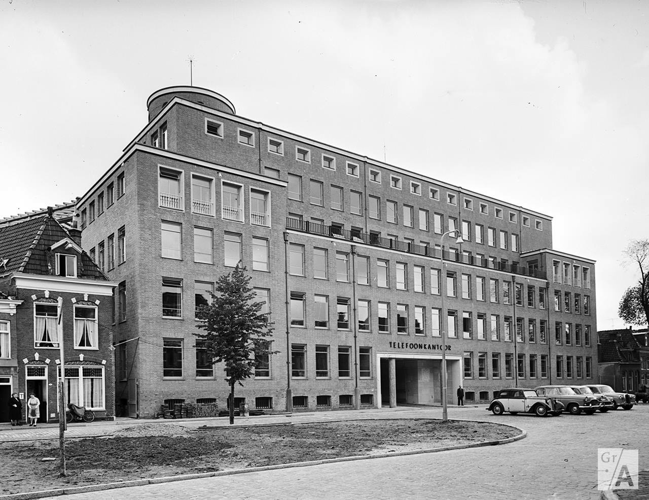 Wie herkent dit gebouw aan de Reitemakersrijge?