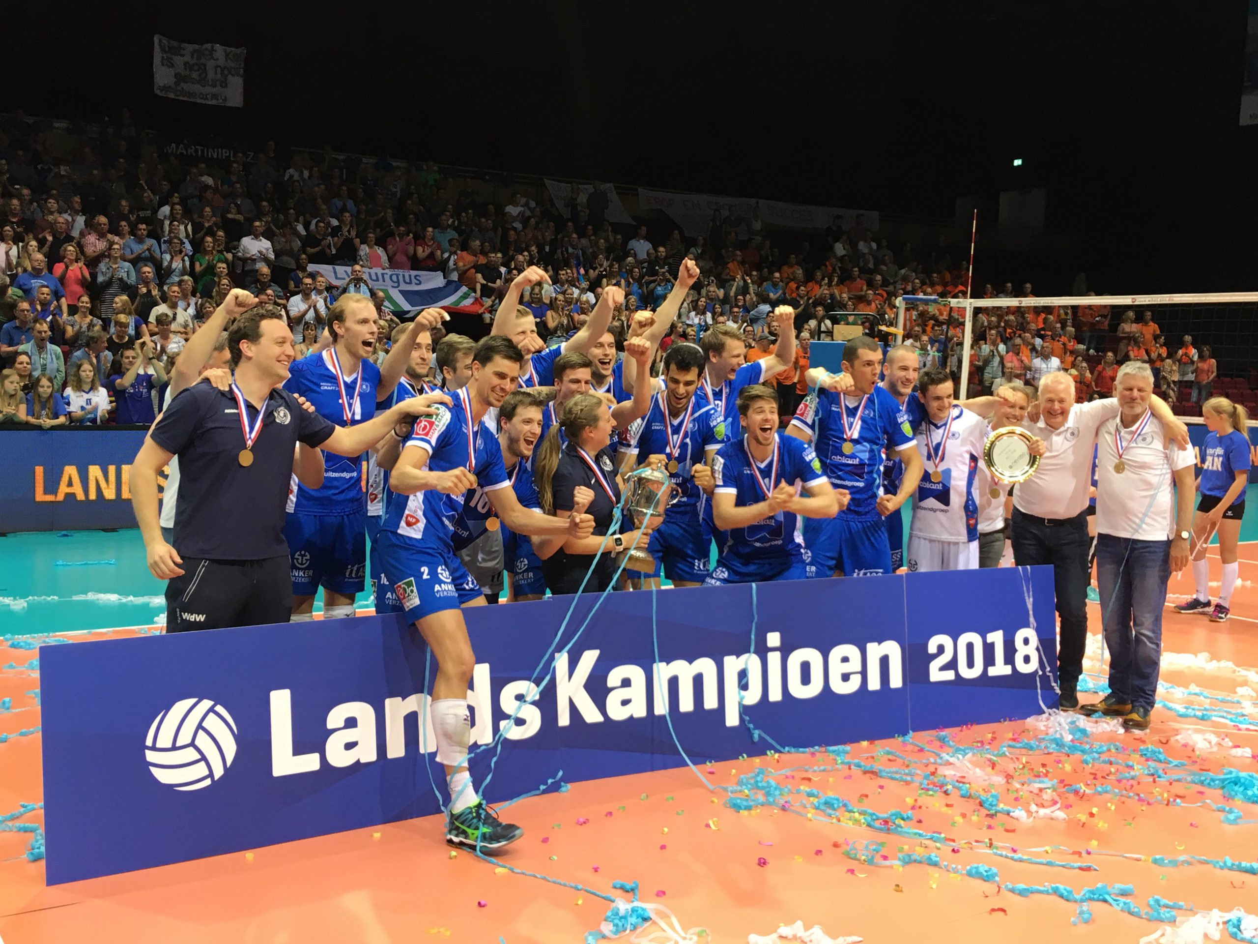 Lycurgus voor de derde keer op rij kampioen; na 3-1 zege in beslissende finale tegen Orion