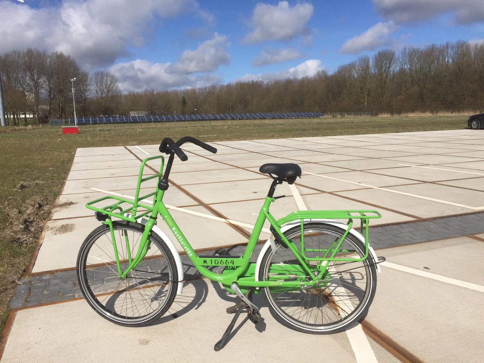 Vijftien deelfietsen op P+R Reitdiep