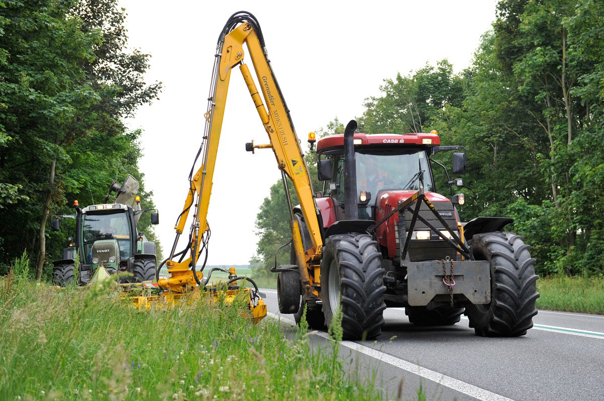 Maaien bermen Eemshavenweg twee weken uitgesteld