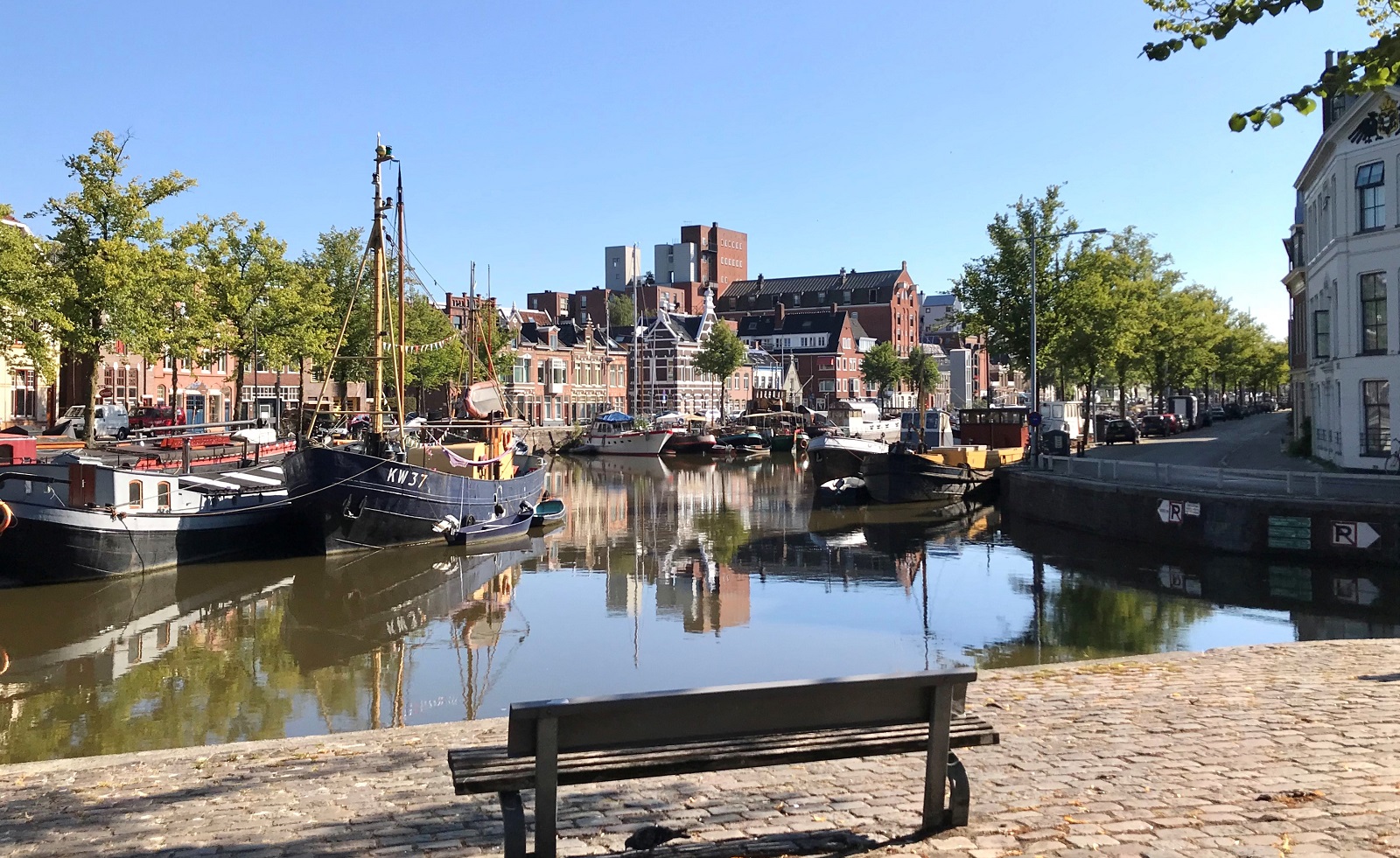 Oppositiepartijen willen vergunningen voor woonbootbewoners Noorderhaven