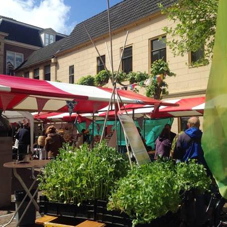 Zaterdag Ommelander Markt: streekproducten op Harmonieplein