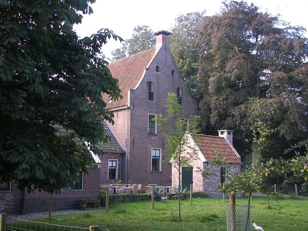 Autopuzzeltocht langs borgen in Groningen