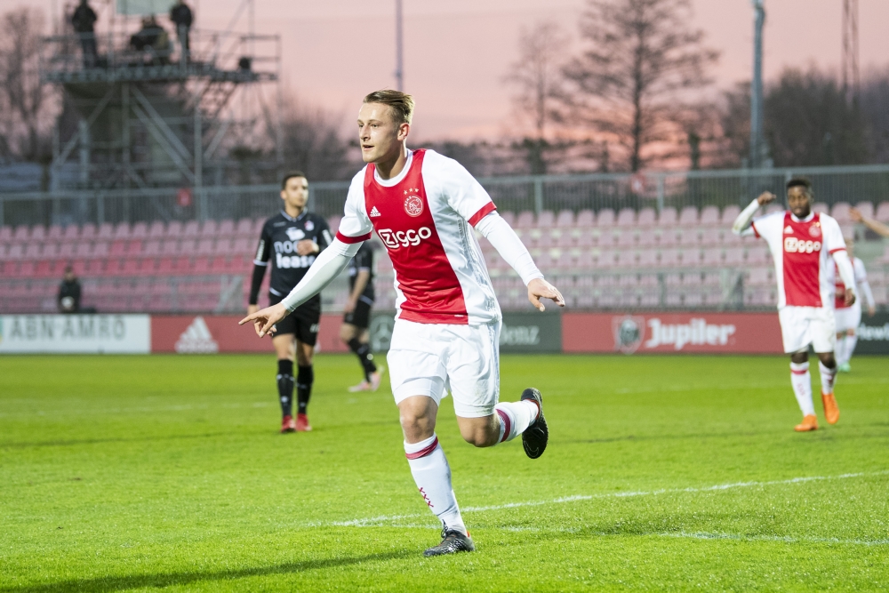 Sierhuis op weg naar FC Groningen; Cassiera terug naar Ajax