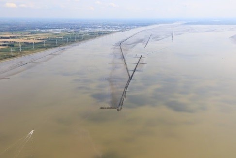 Waarom is het water in de Eems-Dollard toch zo troebel? Groot internationaal onderzoek