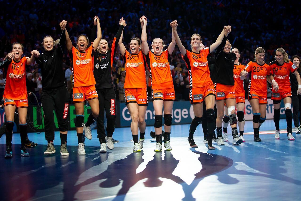 Abbingh pakt met Nederlands handbalteam de laatste kans