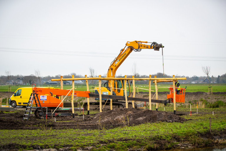 Prehistorische boerderij nagebouwd in uniek archeologisch wandelpark bij Groningen