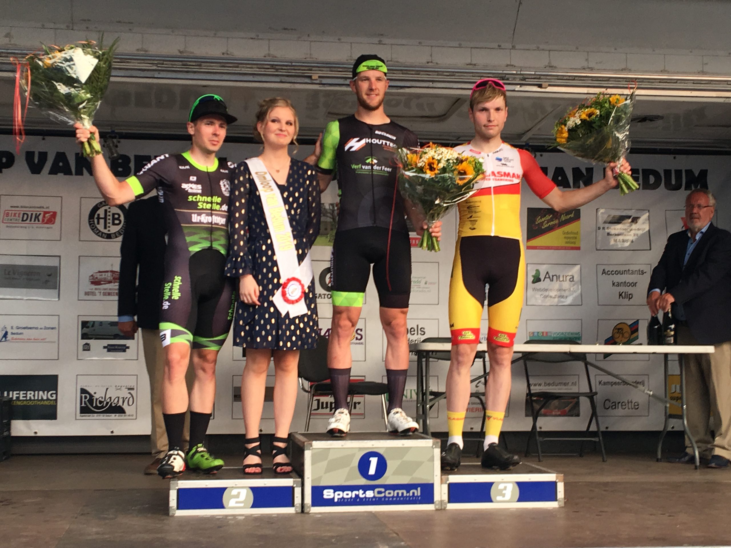 Prinsen wint Omloop van Bedum in recordtijd