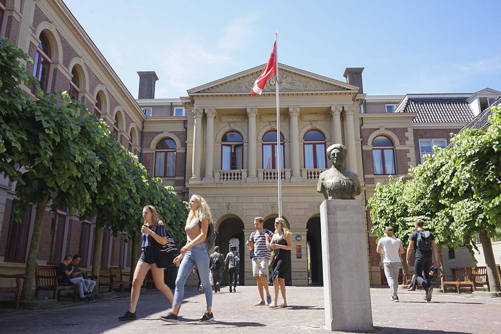 Letterenfestival: Wetenschappelijk festival in- en om de Harmonie