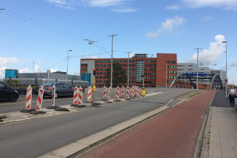 Emmaviaduct: tijdelijk verkeerslicht weer in werking