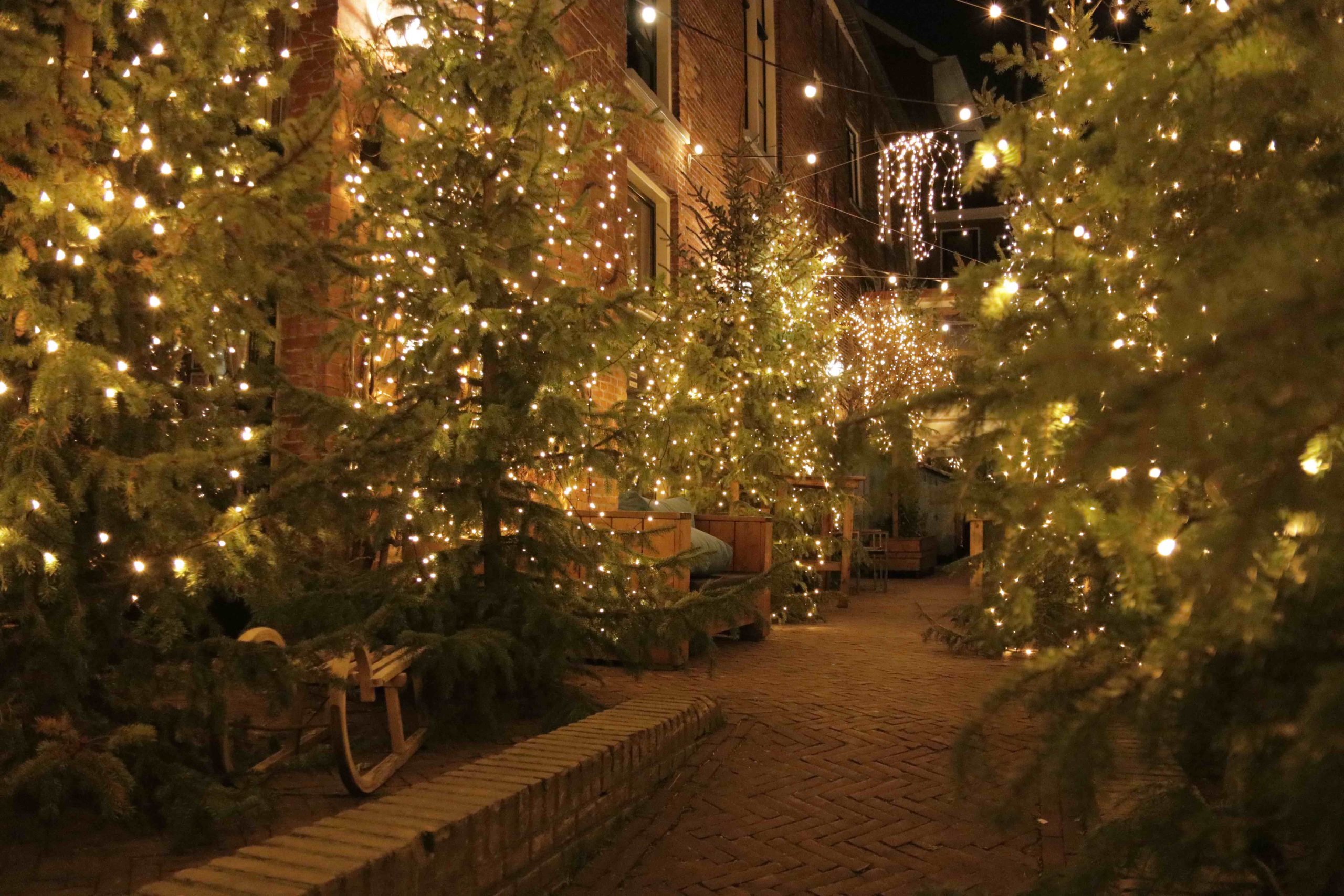 Fotoserie: Via Vecchia in Stad verandert in winterwonderland