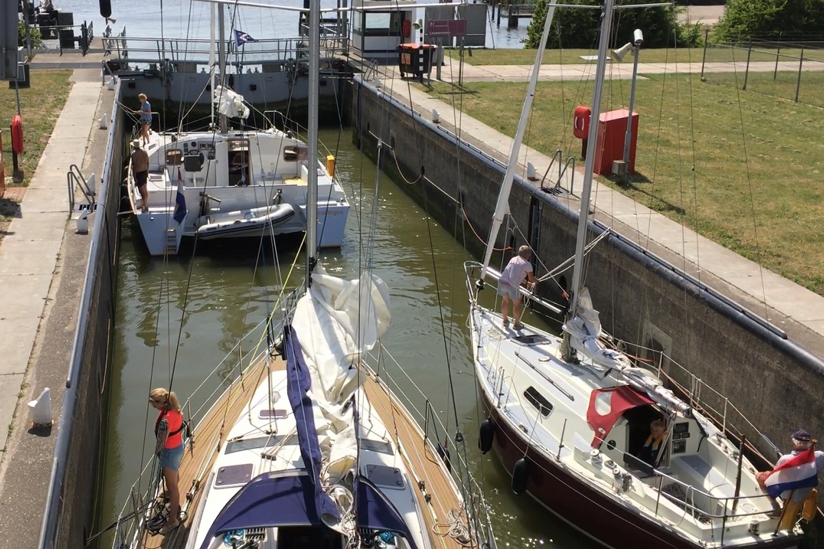 Provincie wil voor Pinksteren de bedieningstijden Robbengatsluis verruimen