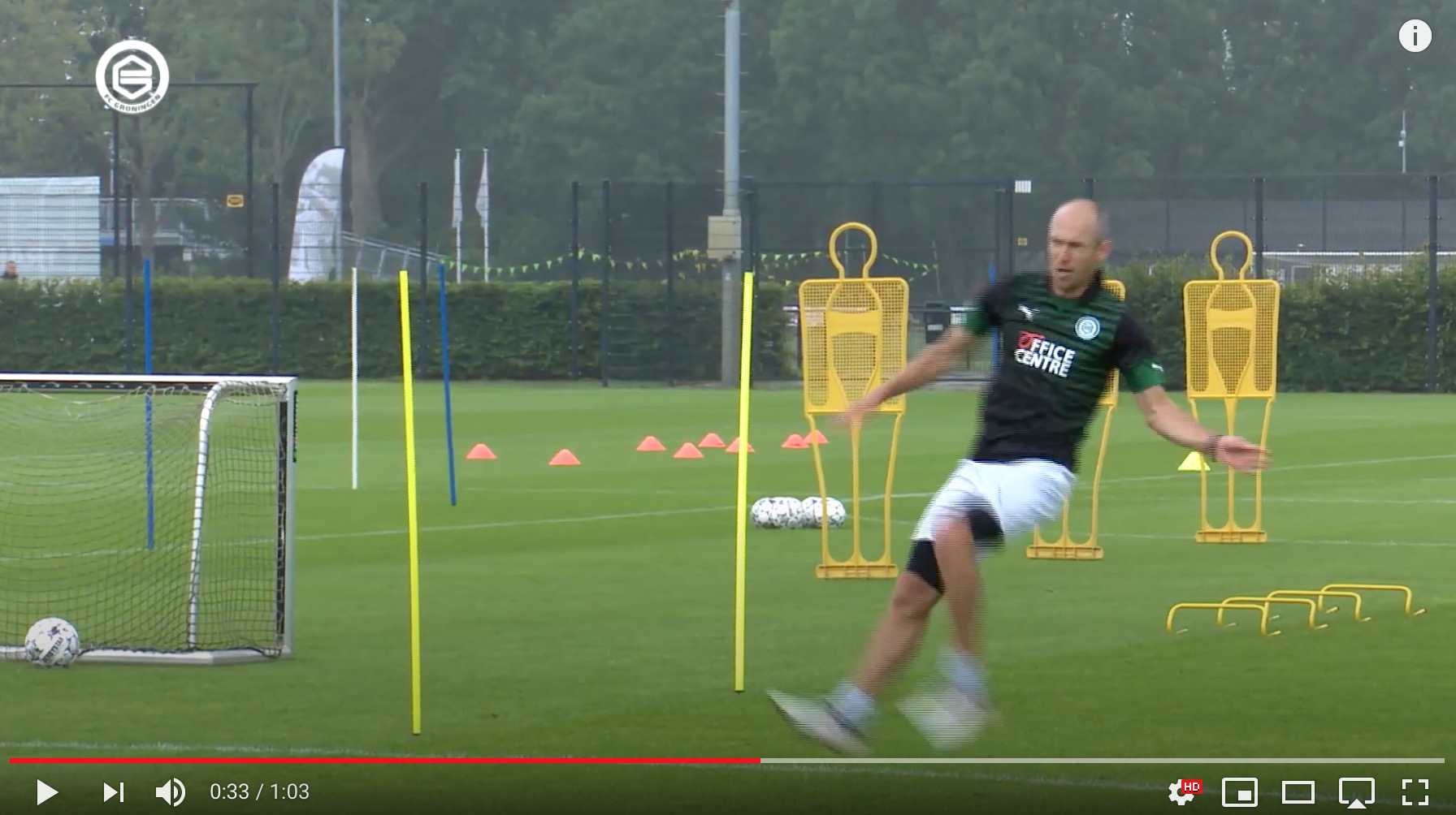 Arjen Robben gaat tekeer als een beest op trainingsveld FC Groningen (VIDEO)