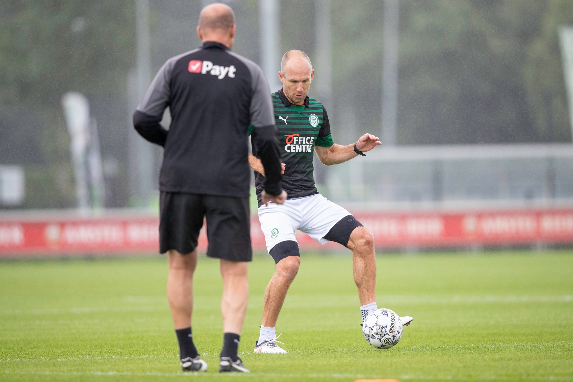 FC Groningen begint in mineur; 3-1 verlies en Robben valt snel uit