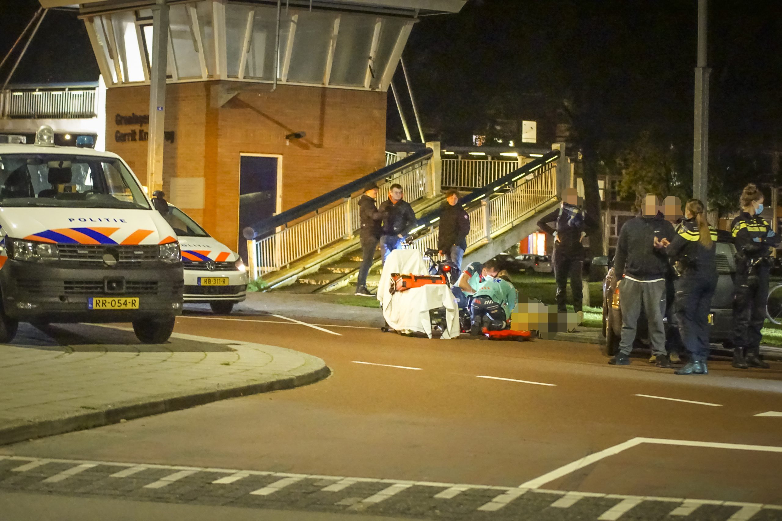 Fietsster gewond na aanrijding bij Gerrit Krolbrug