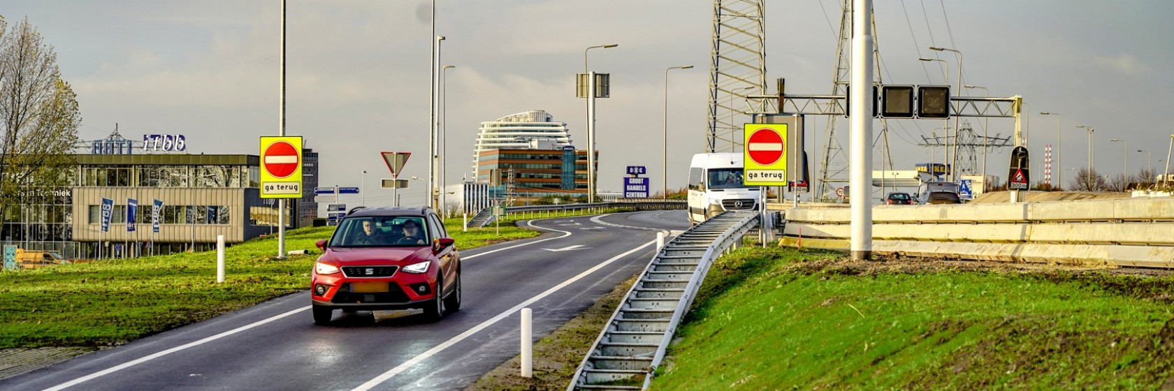 Nieuwe aftrit maakt Bedrijven op Eemspoort en Driebond stuk makkelijker bereikbaar