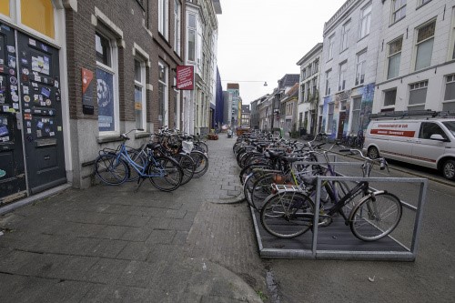 Groningen vervangt parkeerplaatsen binnenstad door fietsvlonders