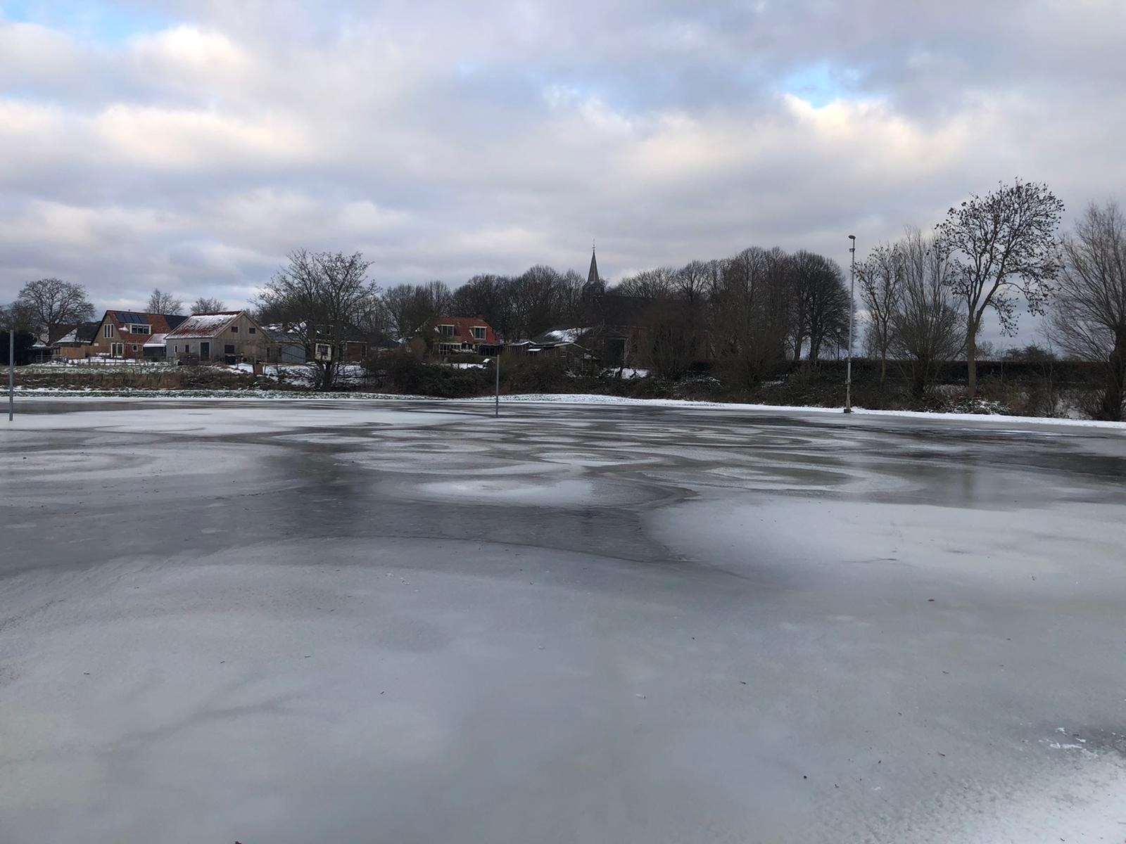 IJsbaan in Westeremden is klaar voor de opening