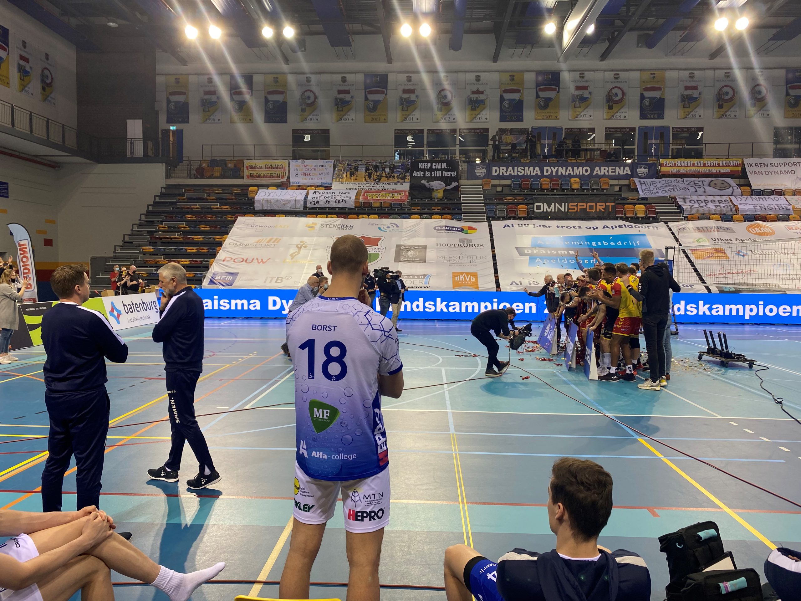 Lycurgus ziet de landstitel naar Dynamo gaan