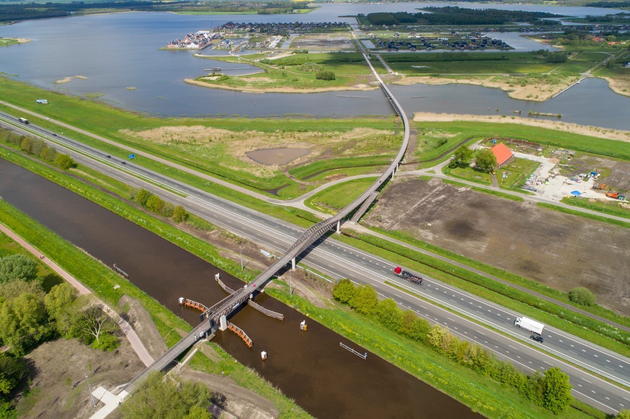 Langste én mooiste fietsbrug van Groningen