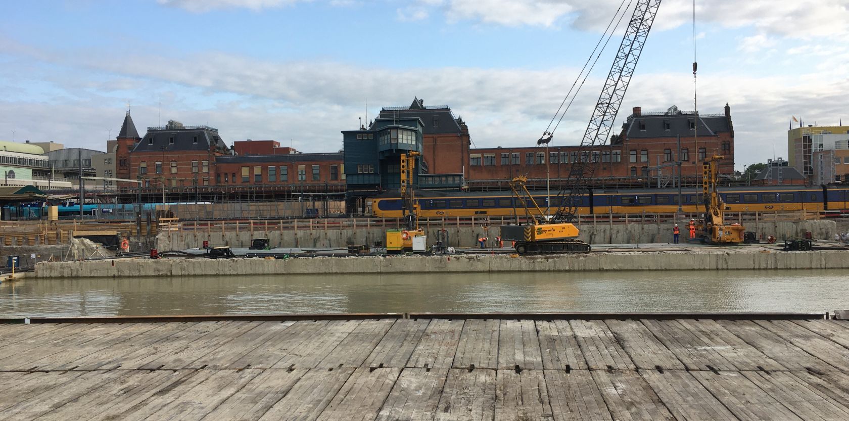 Grote “badkuip” voor Hoofdstation - volgende week start storten van beton