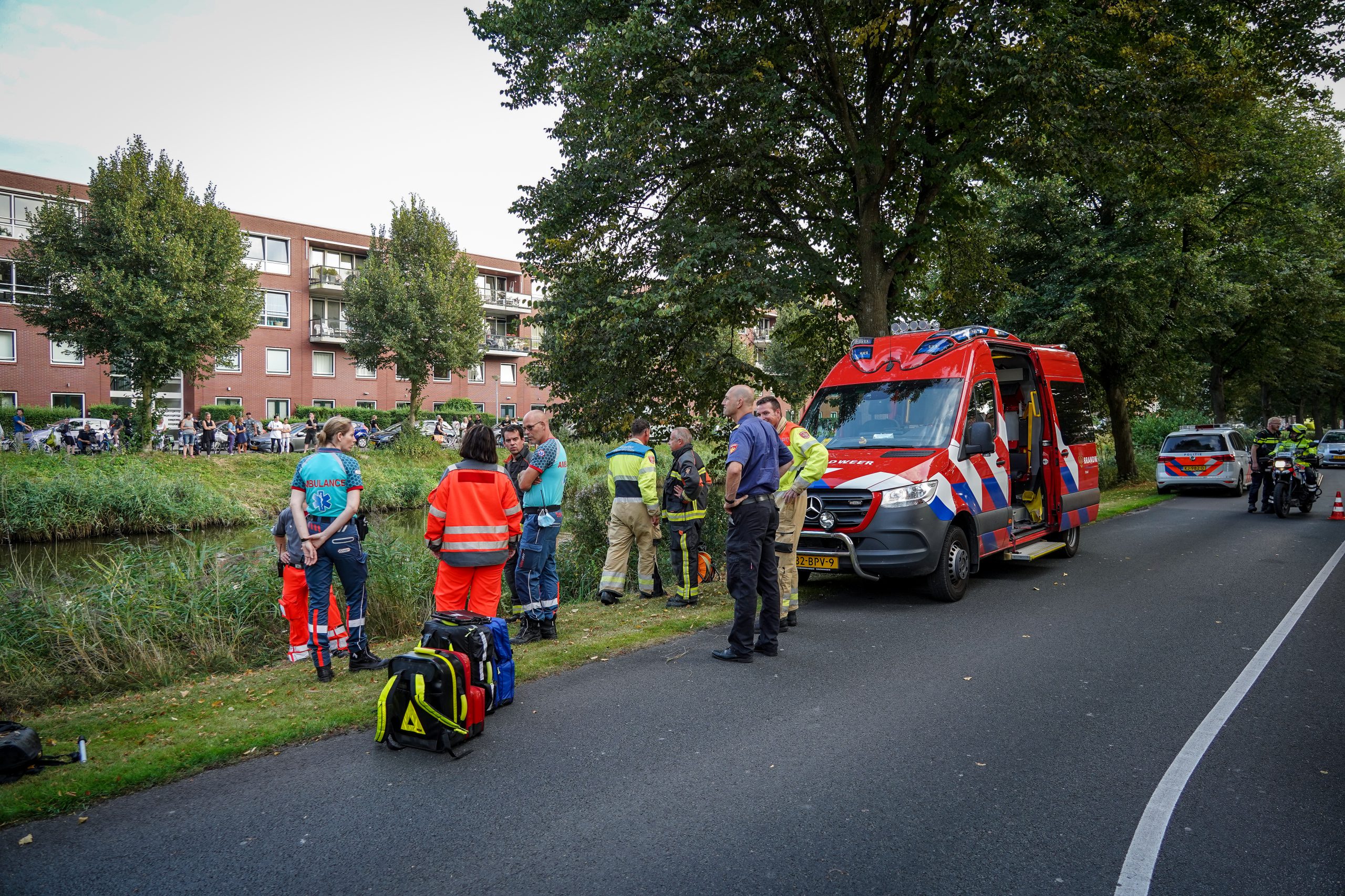 Hulpdiensten rukken uit aan Bedumerweg – loos alarm