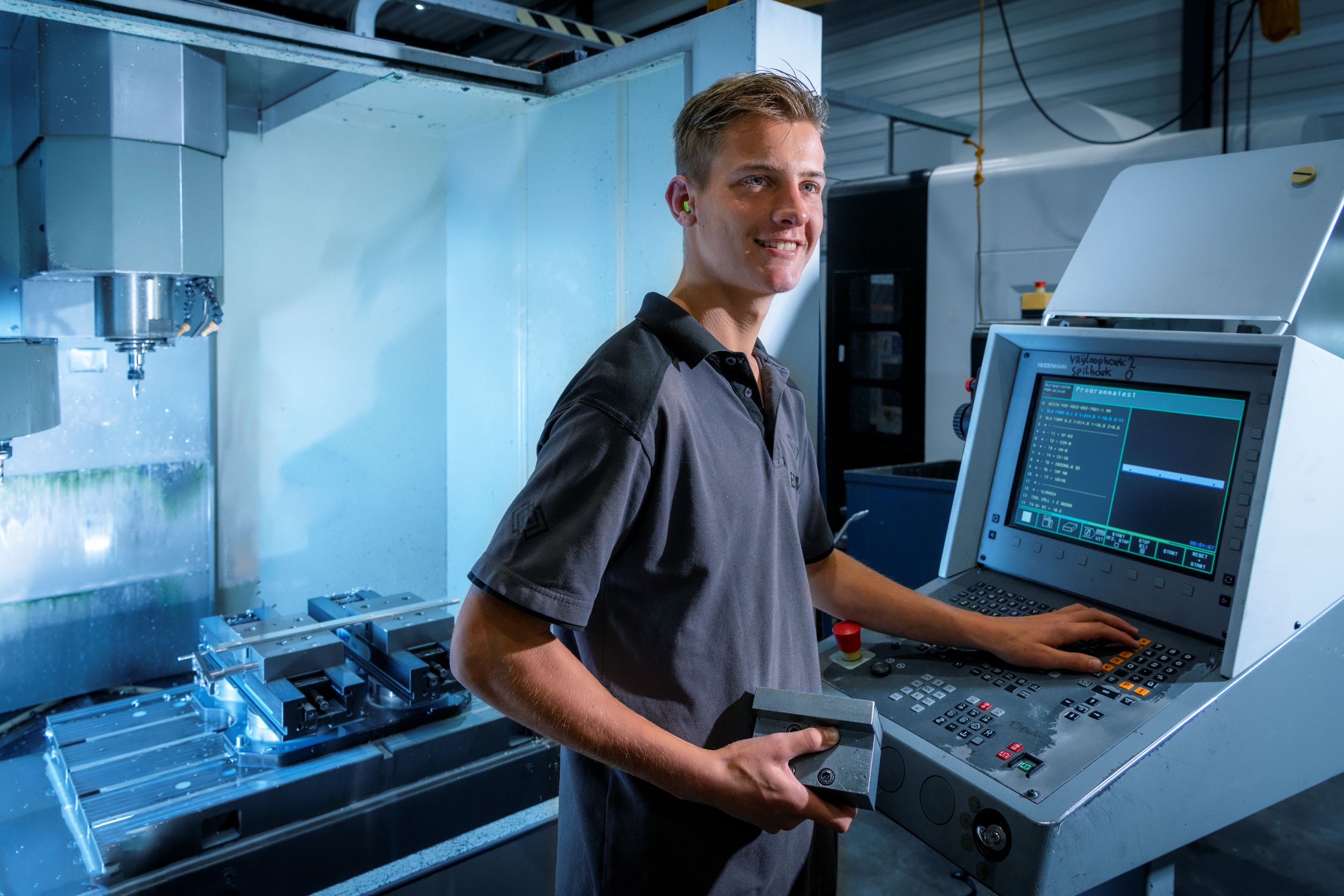Werkgevers en vakbonden in Groningen samen in actie voor nieuwe werknemers in bouw en techniek