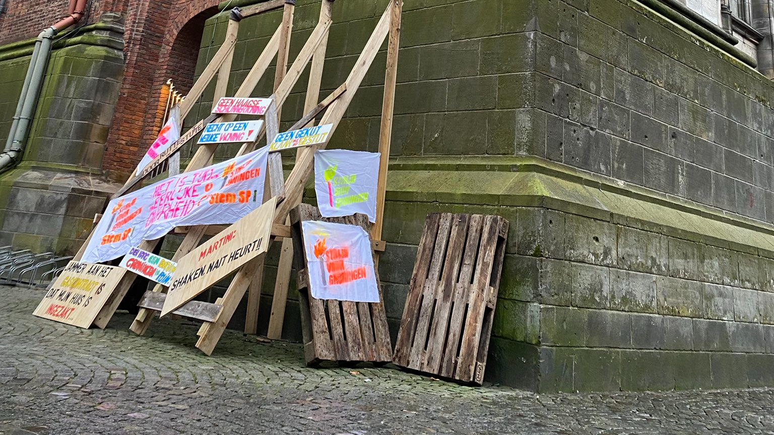 Martinitoren gestut uit protest tegen extra gaswinning