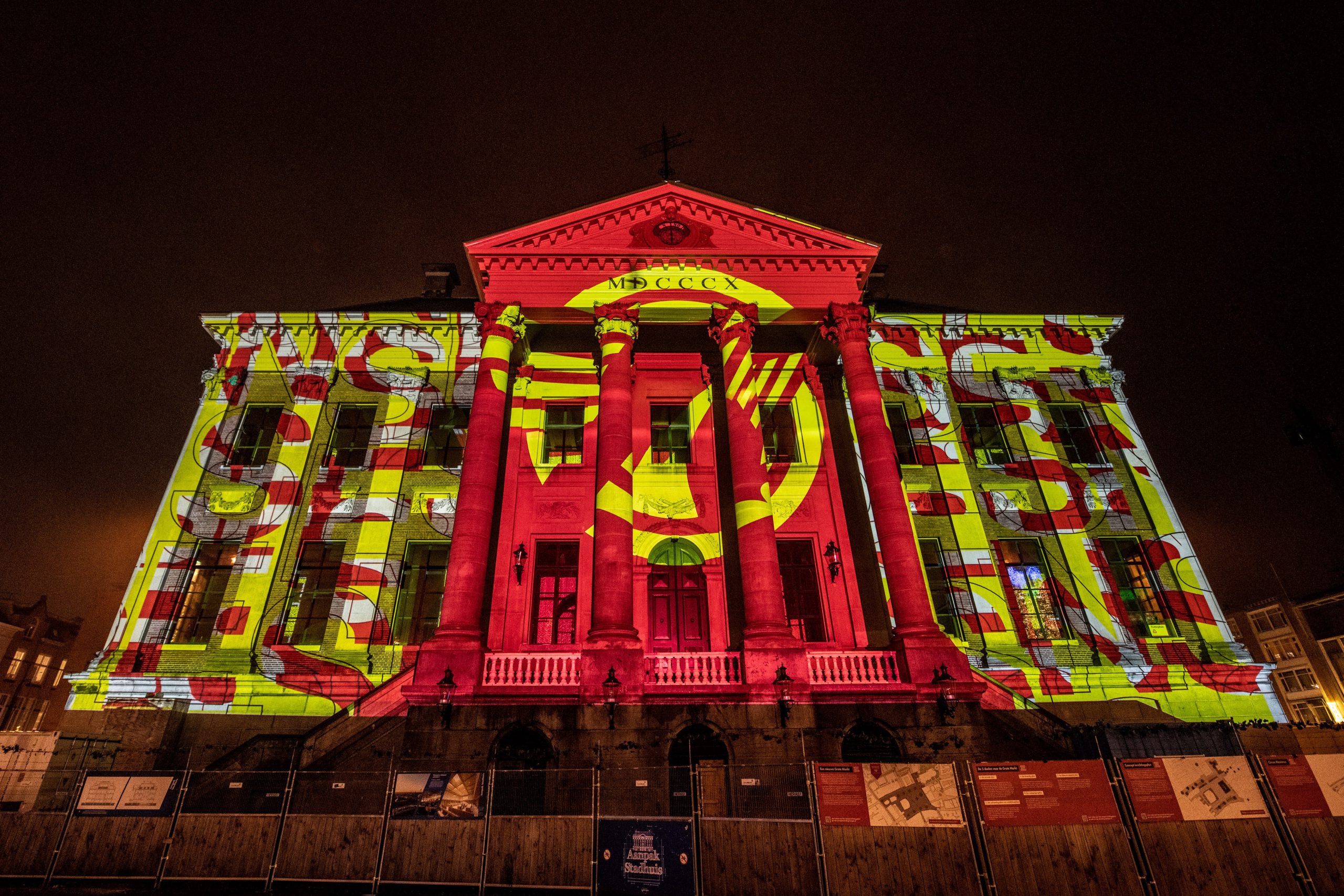 Aftelmoment op Grote Markt in Groningen in nieuw jasje