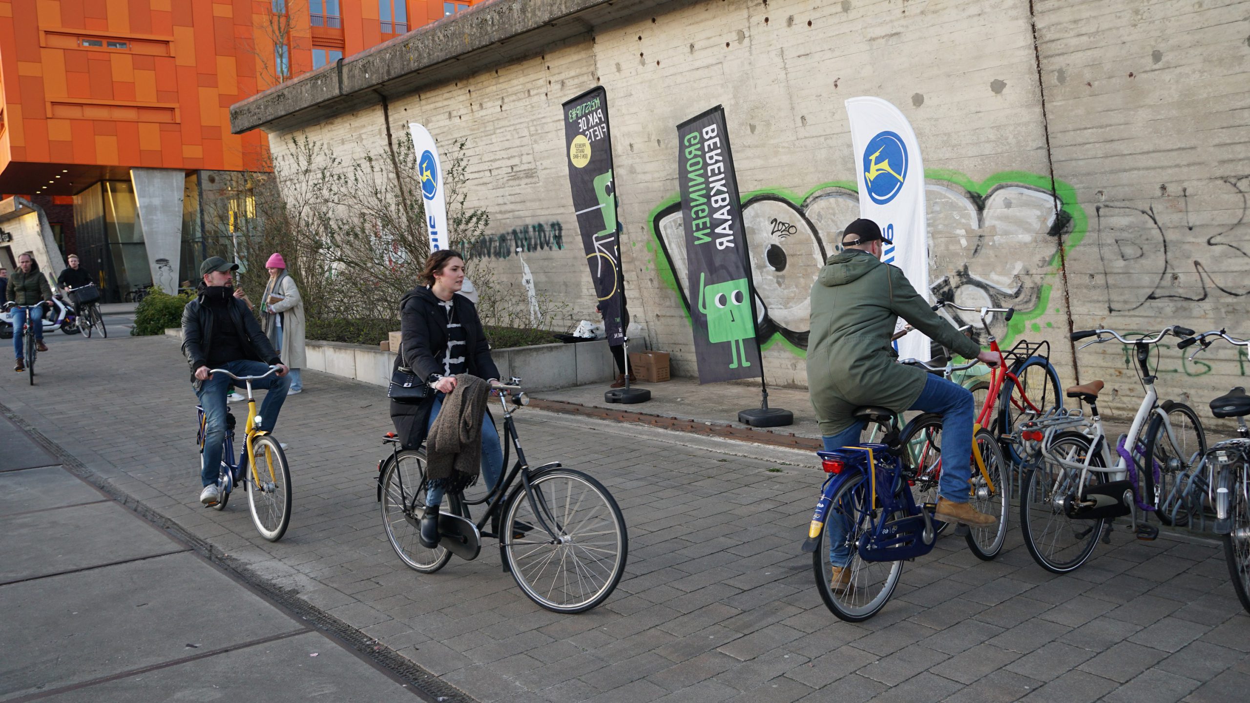 FC Groningen en Groningen Bereikbaar moedigen fietsgebruik supporters aan