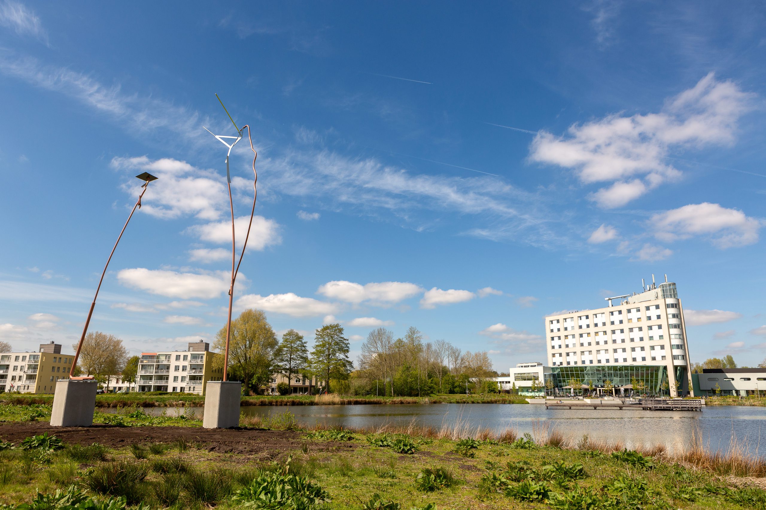 Nieuwe plek voor kunstwerk Auke de Vries in Hoornsemeer