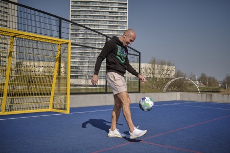 FC Groningen geeft 5000 voetballen weg – actie moet overgewicht helpen voorkomen